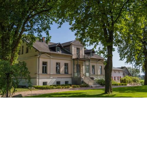Gutshof Groß Behnkenhagen