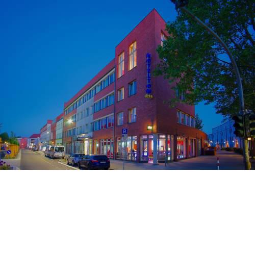 H24 Hoteltow