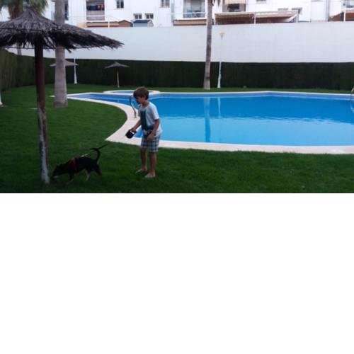 Habitación cerca a playa. Desayuno y piscina