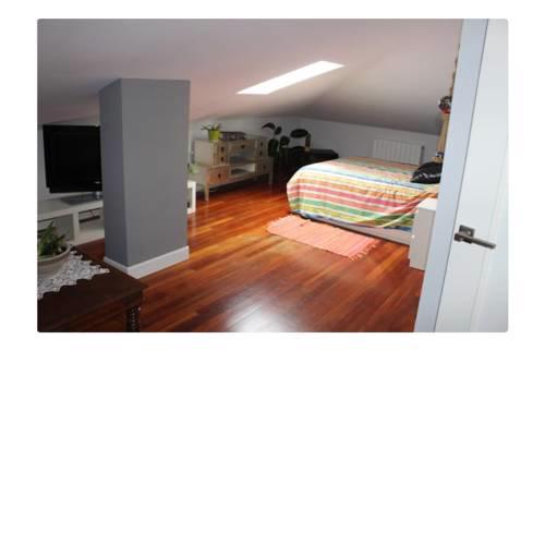 Habitación con baño, cerca de la playa