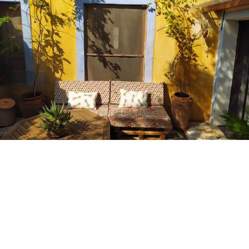 Habitación con jardín