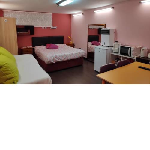 Habitación independiente con baño privado, apartamento