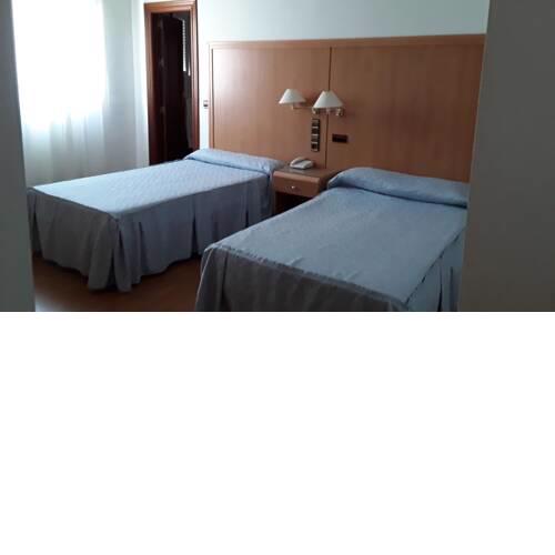 Habitación luminosa a 15 minutos del centro