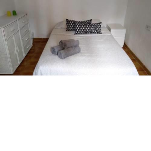 Habitación sagrada familia