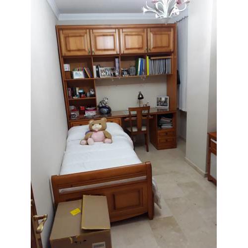 Habitacion simple con espacios comunes
