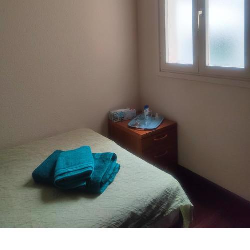 HABITACION , unipersonal .