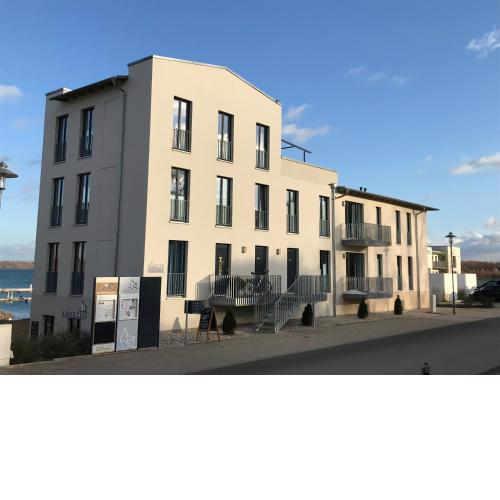 Hafen 17 - Ihre Ferienwohnung am Hainer See bei Leipzig