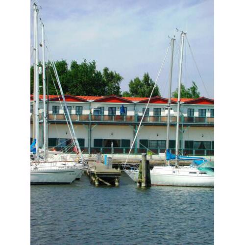 Hafenperle Ferienapartment Karlshagen Yachthafen