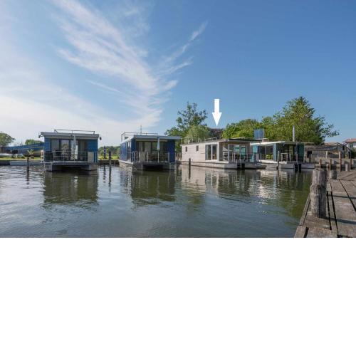 Hafenresort Karnin - Hausboot Glaukos
