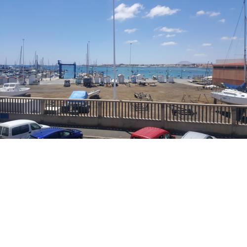 Harbour apartment with seaview