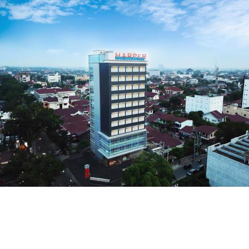 Harper Wahid Hasyim Medan by ASTON