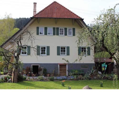 Haus am Bach