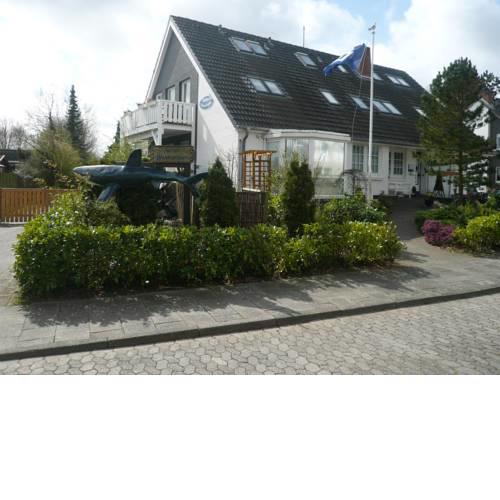 "Haus am Deich"