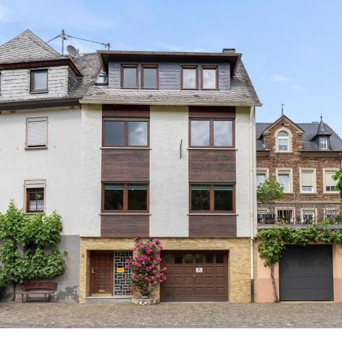Haus Blaue Traube mit moselblick und privat terrasse