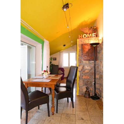 Haus Blekic 305S