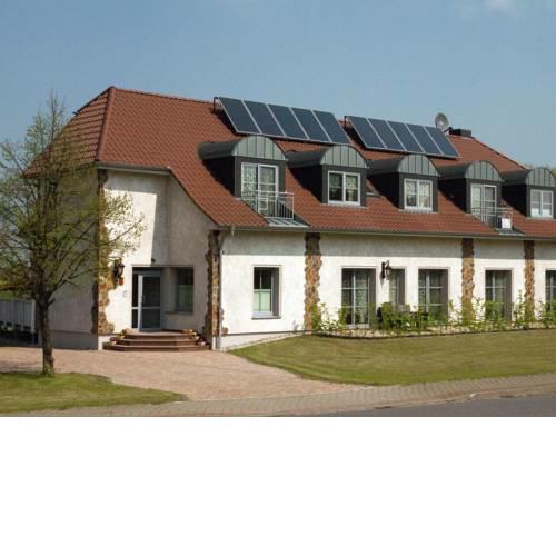 Splendid Apartment in Pepelow near Sea