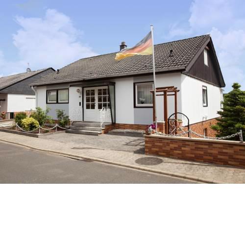 Magnificent Holiday Home in Reil Germany With Garden
