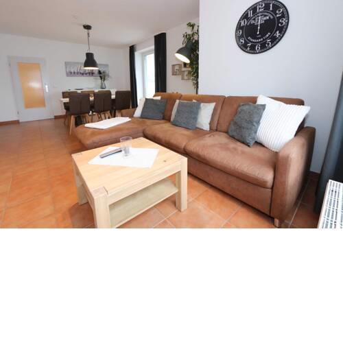 Haus Holstein - Wohnung 11 mit Balkon