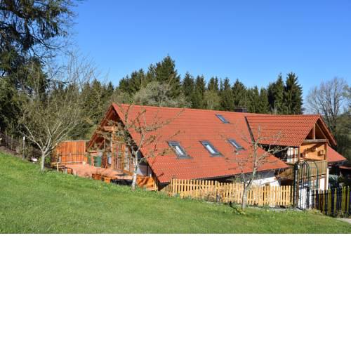"Haus in der Einöde"