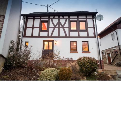 Haus Innerdorf gemütliches Ferienhaus im Taunus