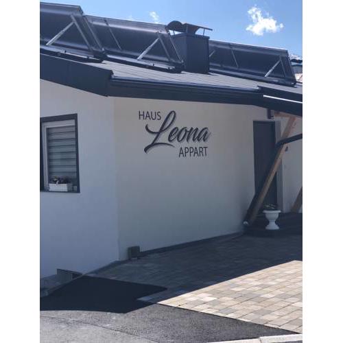 Haus Leona