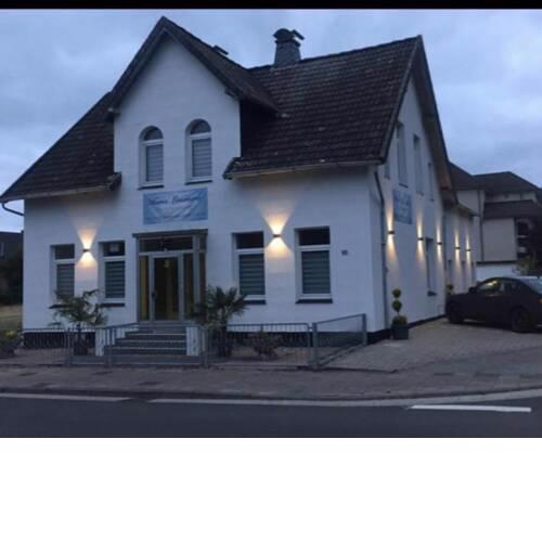 Haus Leonora