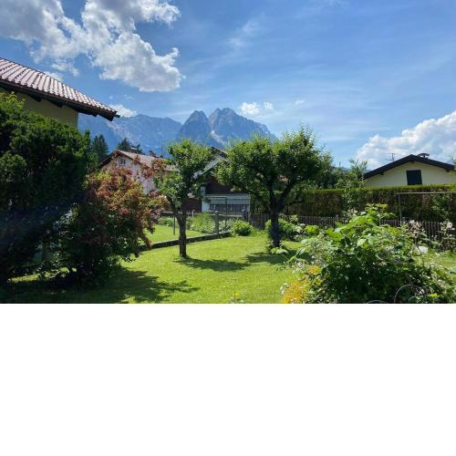 Haus mit wunderschönem Ausblick und Garten