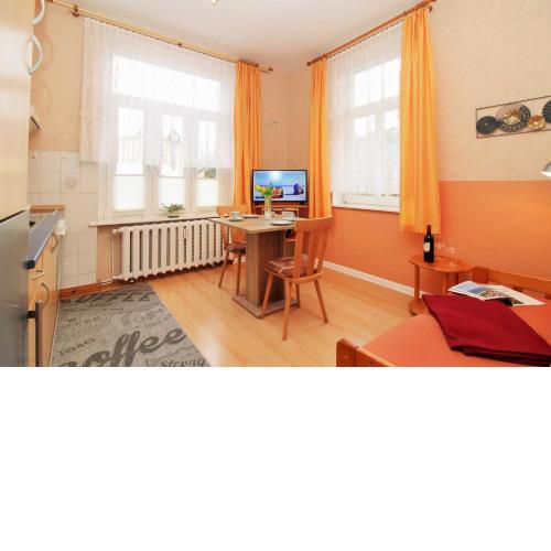 Haus Neue Reihe 118 Fewo 1 FORSTECK