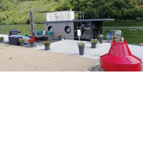 Hausboot auf der Mosel