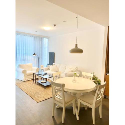 Havuz olanağına sahip , otel konforu sunan daire