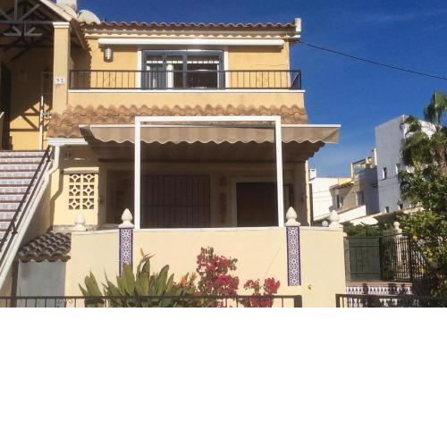 Heads 2 Holiday Homes in Spain Big