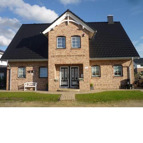 Heide-Landhaus Vester mit gemütlicher Südterrasse