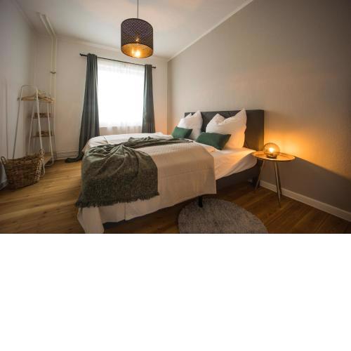 HejU - Marli - Kitchen - Netflix - Kingsize Bett