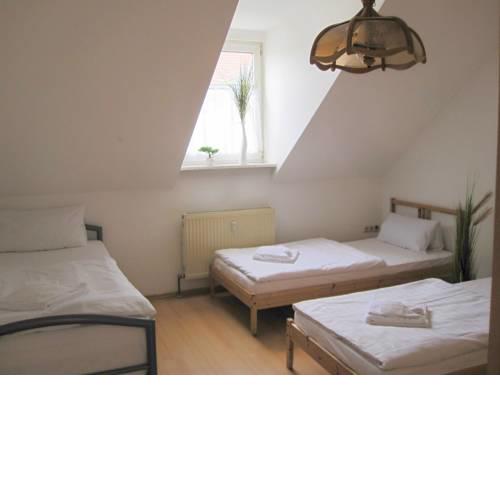 Helle 3-Zimmer-Monteurwohnung in Wackersdorf