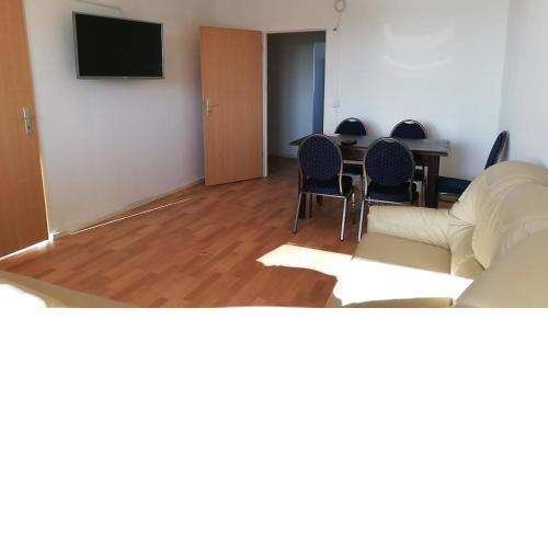 Helle Monteurwohnung in Leipzig Grünau