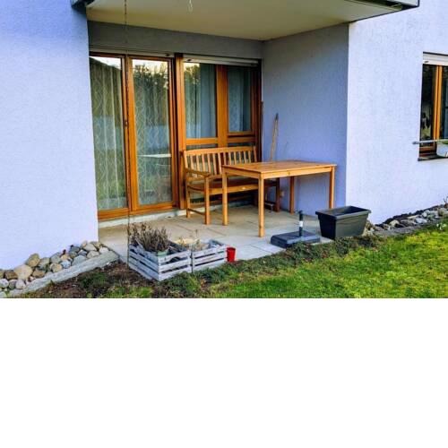 Helle Terrassenwohnung am Waldrand