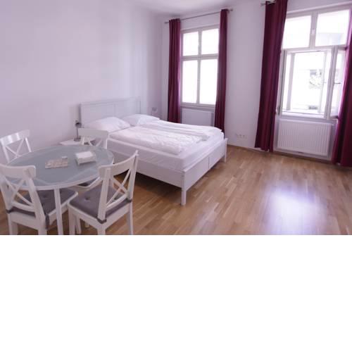 Helle Wohnung - direkt am Augarten