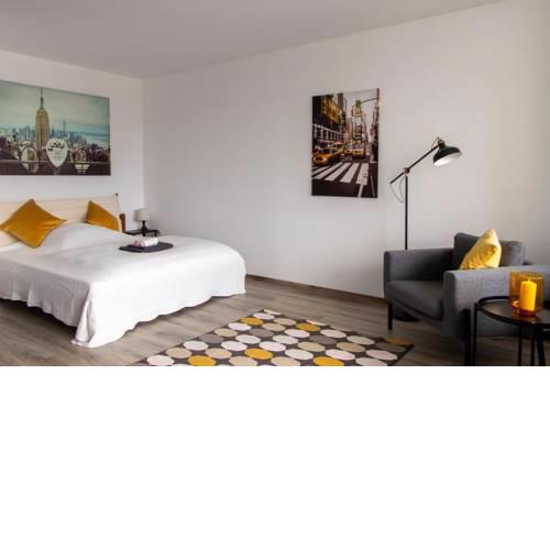 Helles modernes Apartment Neuss Düsseldorf