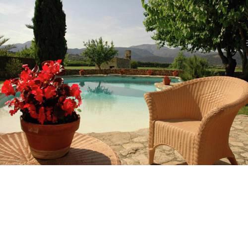Heritage Holiday Home in Buger Majorca with Private Pool