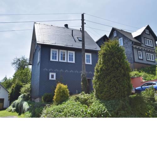 Heritage Holiday Home in Deesbach Thuringia near Ski Area