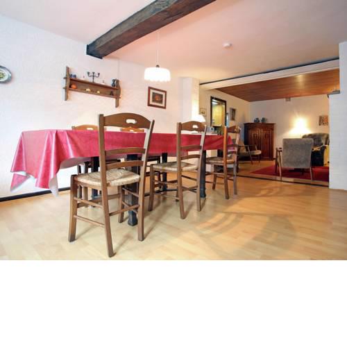 Heritage Holiday Home in Rennerod near Forest