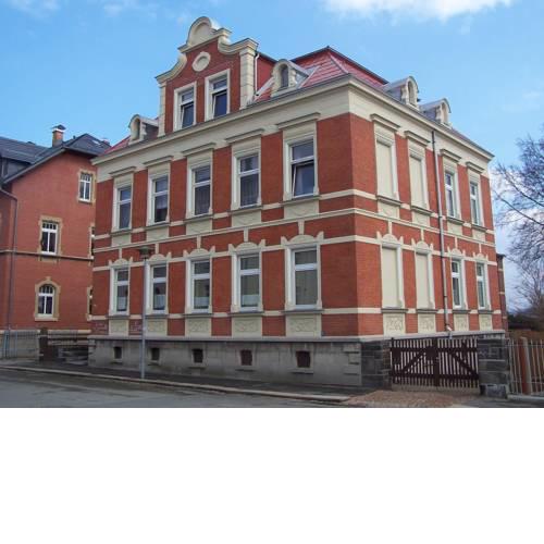 Heritage Mansion in Treuen with Sauna