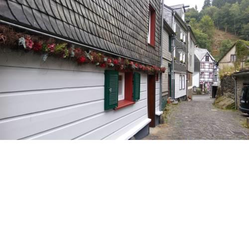 HIER & JETZT in Monschau City