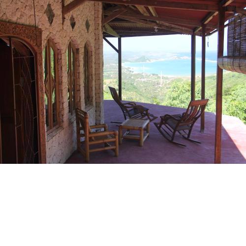 Hilltop House