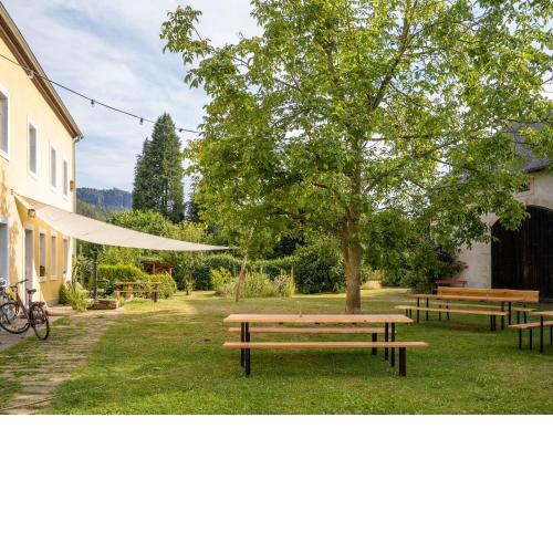 Hinterland Hostel