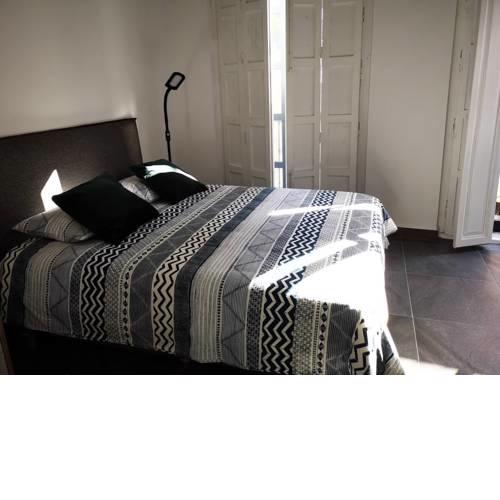 HISTORIC HEART SUITES