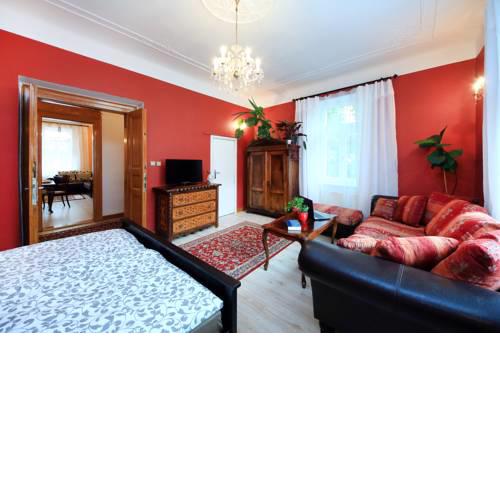 Historic Villa Apartments