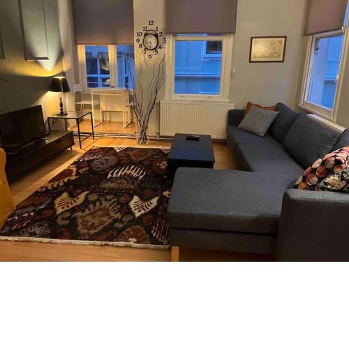 Historical Apartment back to Galata Tower