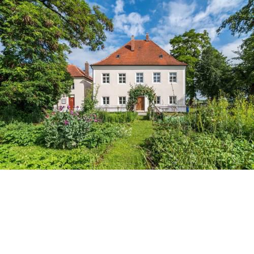 Historischer Pfarrhof Niederleierndorf