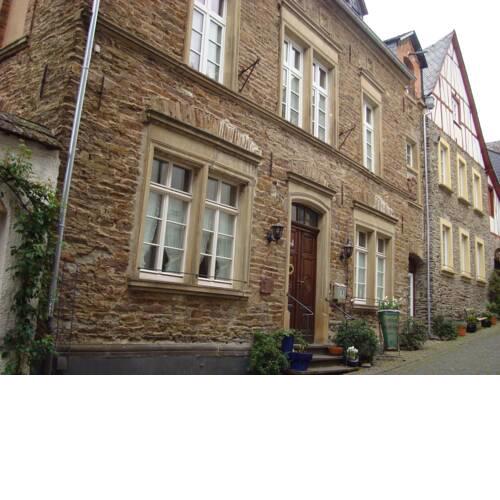 Historischer Winzerverein Boutique B&B